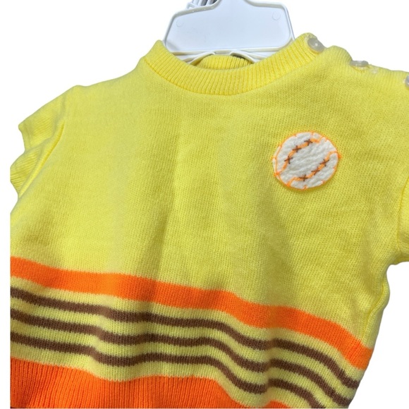 Vtg 80’s Soft Spun Acrylic Yellow/Orange/Brown top & Shorts set Sz 12 months - Picture 5 of 8